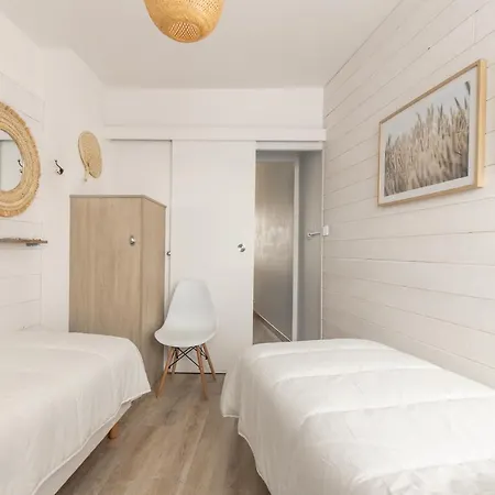 Les Pieds Dans L'eau A * Saint-Gilles-Croix-de-Vie