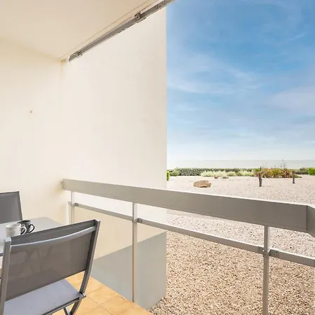 Les Pieds Dans L'eau A