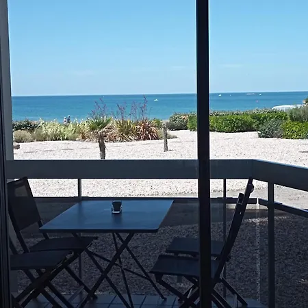 Les Pieds Dans L'eau à Apartamento