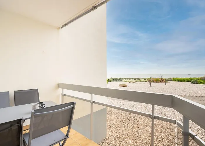 Les Pieds Dans L'eau A